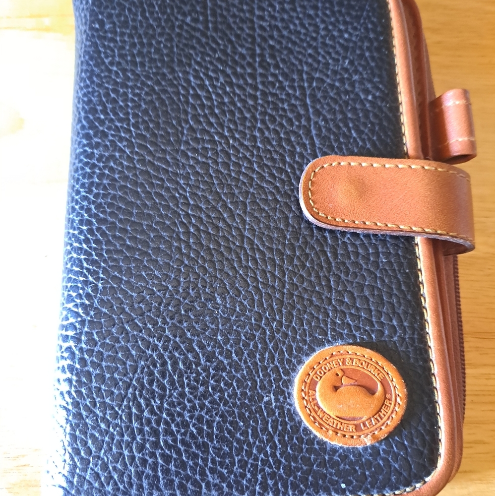 Dooney & Bourke Vintage Planner with Original Months Black & Brown Grain Leather